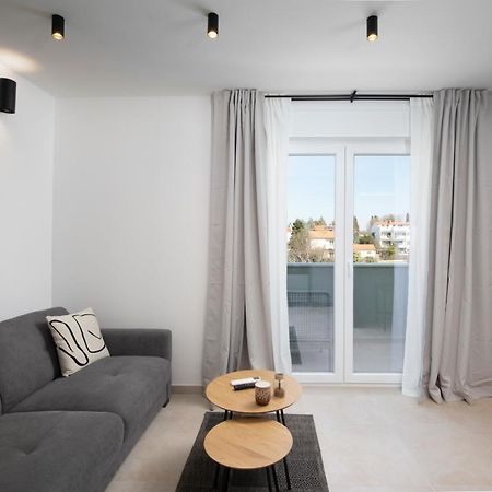 Meraviglia Residence พูลา ภายนอก รูปภาพ