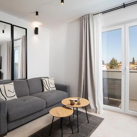 Meraviglia Residence พูลา ภายนอก รูปภาพ