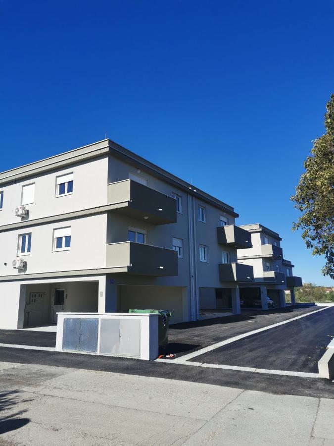 Meraviglia Residence พูลา ภายนอก รูปภาพ